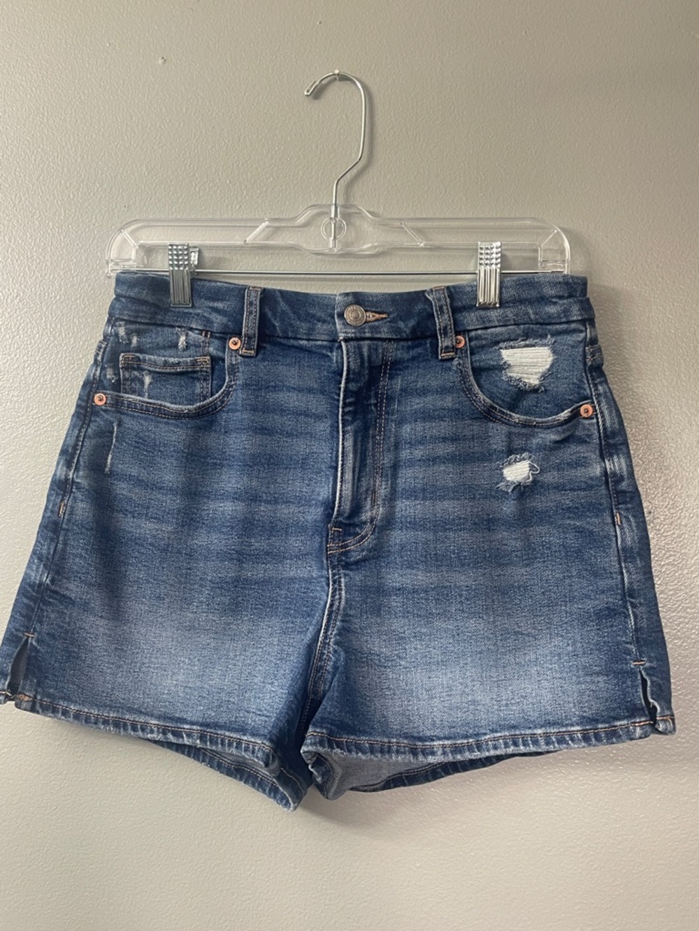 American Eagle outfitters curvy jean mom shorts 8 - Picture 7 of 8